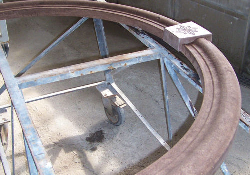 Lavorazione Arco in Pietra per Porta